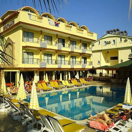 Grand Lukullus Отель 4*